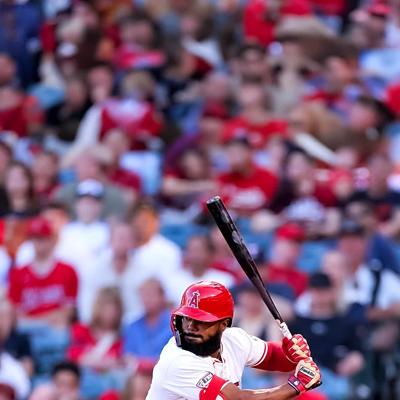 Miami Marlins Dominate Early Innings Against Los Angeles Angels
