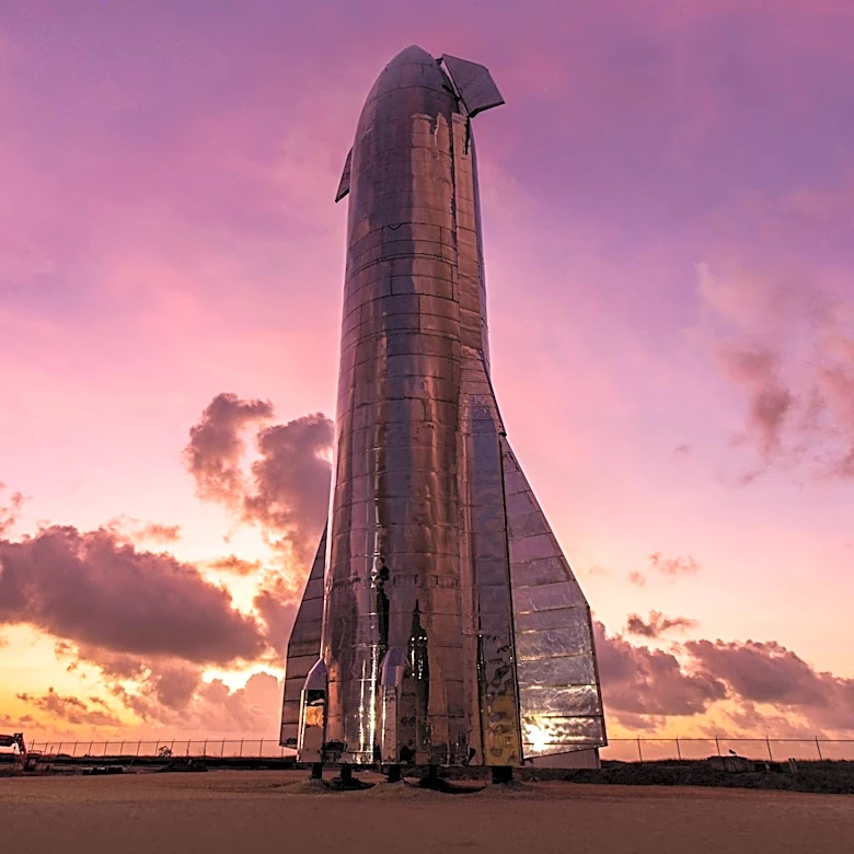 SpaceX Faces Challenges in Recovering Starship from Indian Ocean