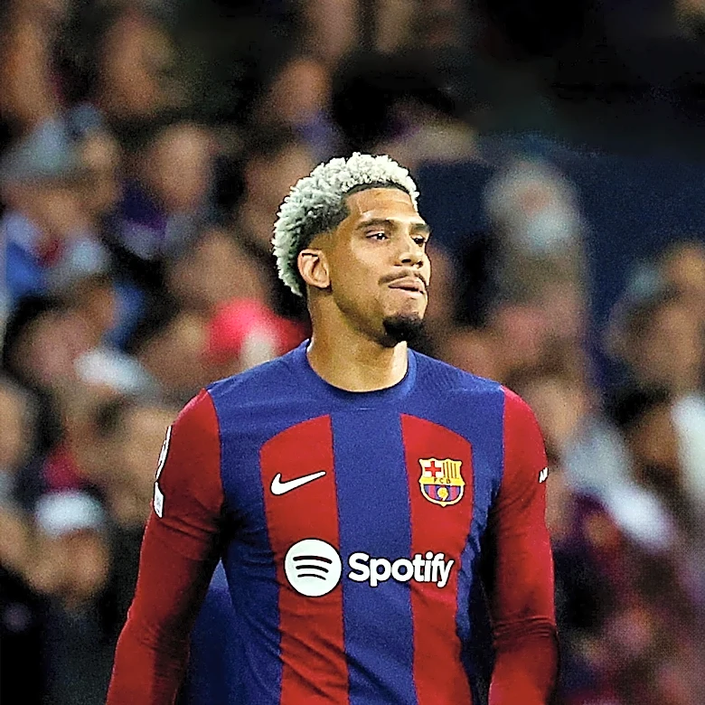 Ronald Araujo's Loan to Liverpool: A Strategic Move Amidst Barcelona's Tactical Shift