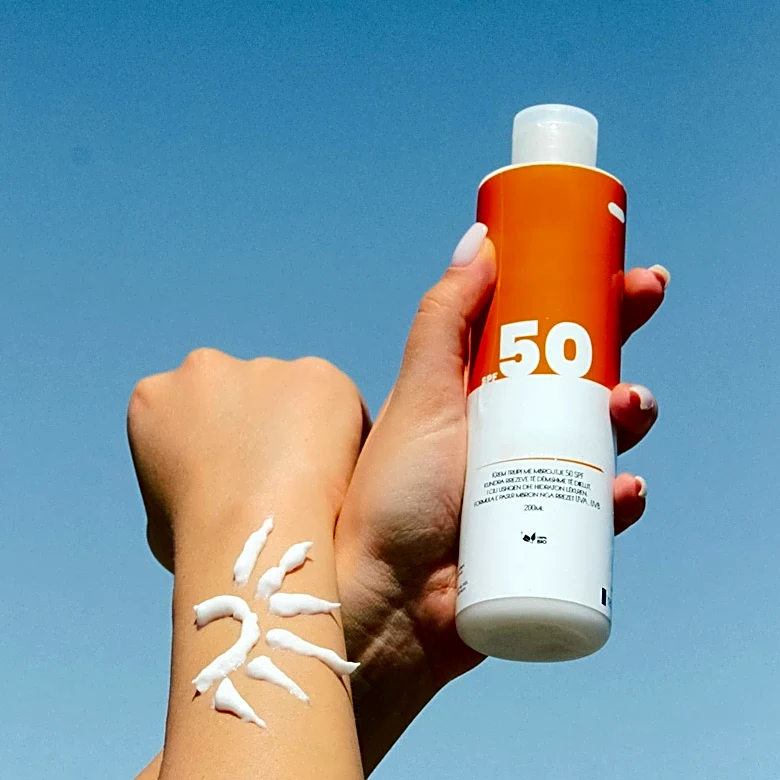 Dermatologist Warns Against Common Sunscreen Mistakes During Summer