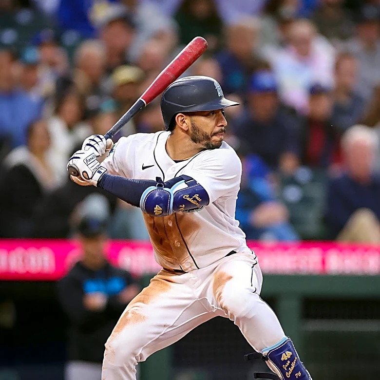 Seattle Mariners Celebrate 50th Season with Ceremony Honoring Top Players