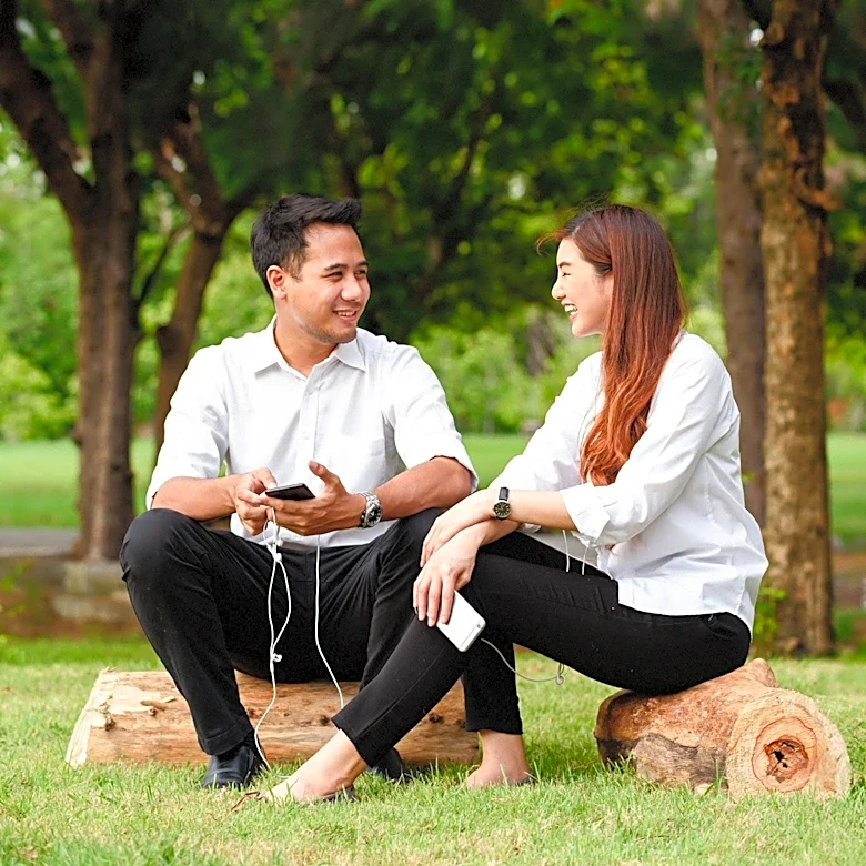 Expert Warns Common Marriage Habits May Affect Intimacy