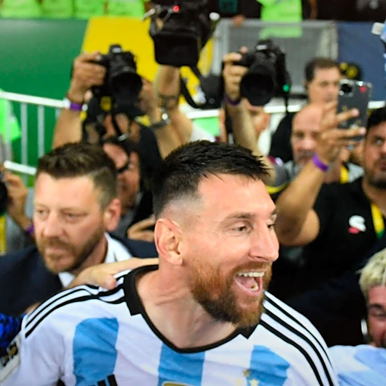 Lionel Messi Returns to Argentina After Father's Death