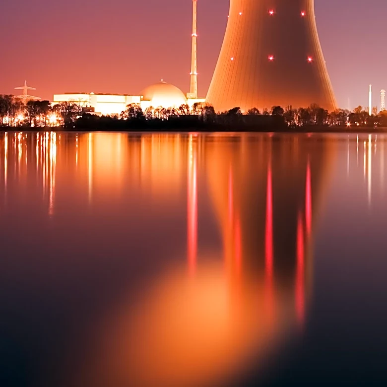 Nuclear Stocks: Market Valuation and Fuel Sales Discrepancy