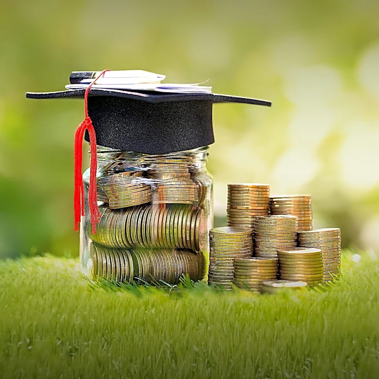 TransUnion Warns Lenders of Risks in Private Student Loan Market Post-US Rule Changes