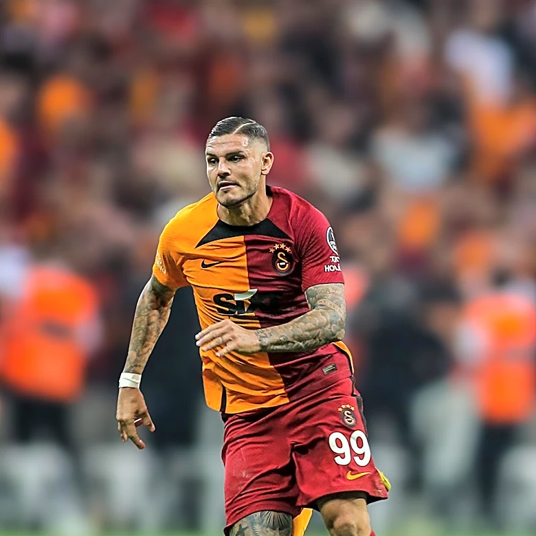 Galatasaray Coach Okan Buruk Faces Potential Suspension After Red Card Incident
