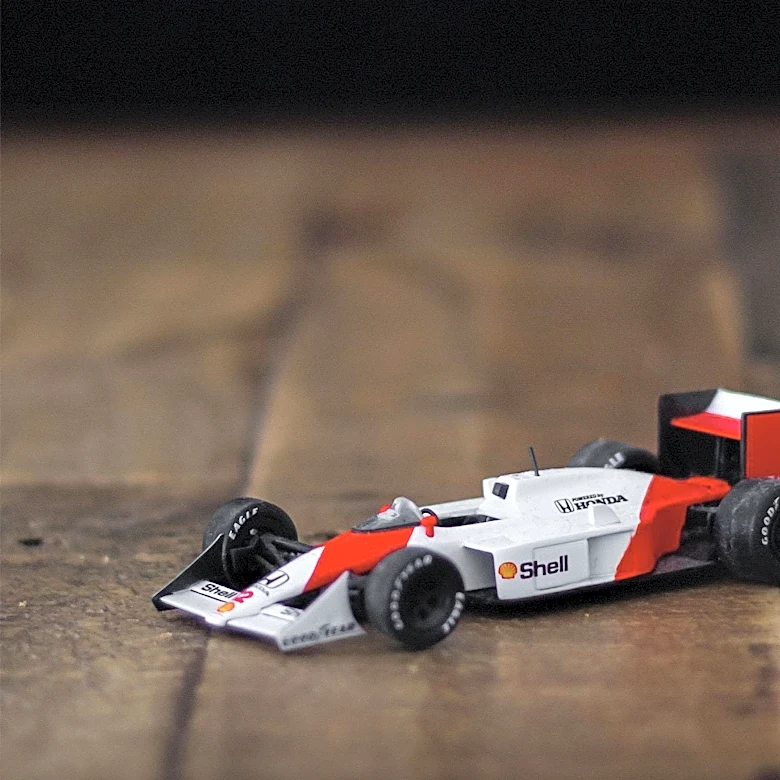 Oscar Piastri's Future at McLaren in Question Amidst Team Dynamics