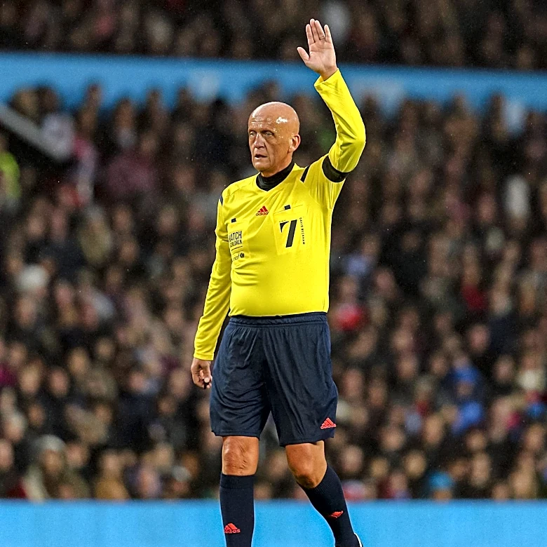 Arsenal Fans React to Controversial Officiating in Pre-Season Loss to Dortmund