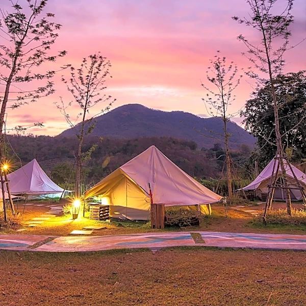 Wildwood Eco Retreat Offers Sustainable Luxury Camping Experience in Australia