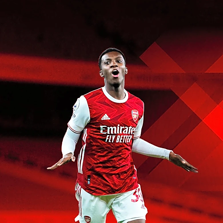 Emirates Unveils Upcycled Arsenal Crest to Celebrate Partnership