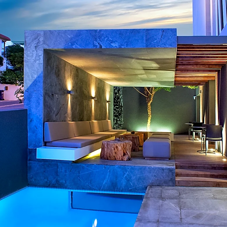 Sydney's Sasso Nero Home Features Innovative Design and Lush Outdoor Spaces