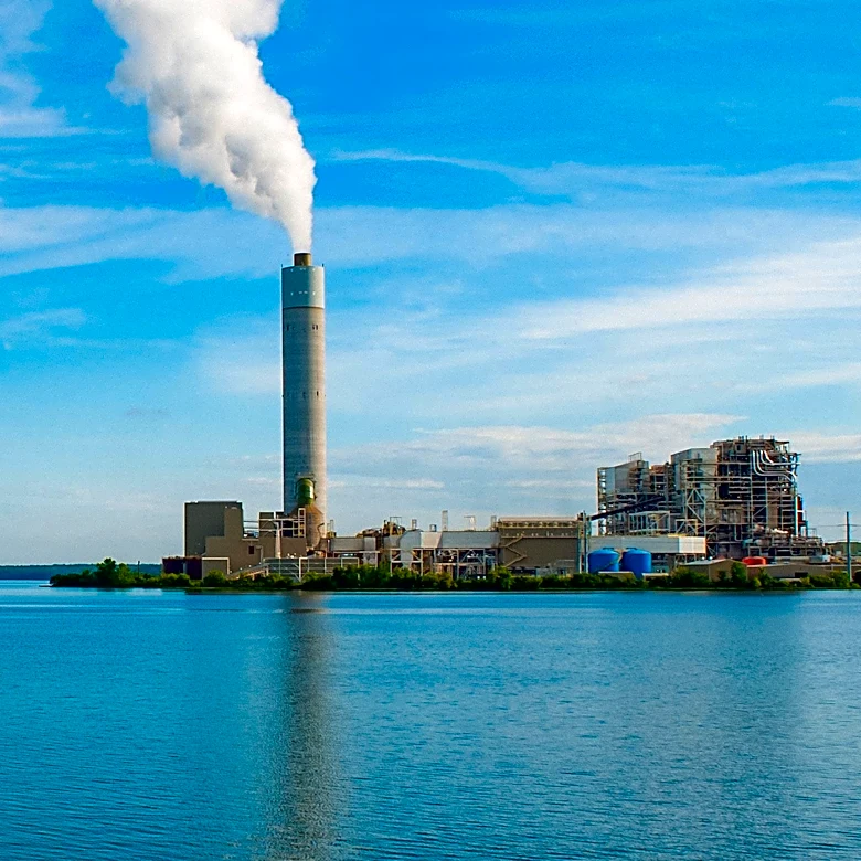 Amazon's Texas Gas Plant Raises Concerns Over CO2 Emissions Amid Climate Pledge