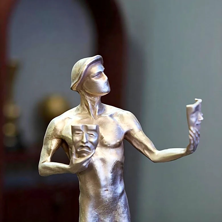Mark Tatulli Wins Reuben Award as Cartoonist of the Year at National Cartoonists Society Event