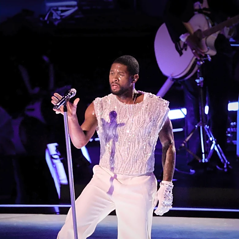 Usher Denies Clone Allegations Amid Viral Speculation at MetLife Stadium