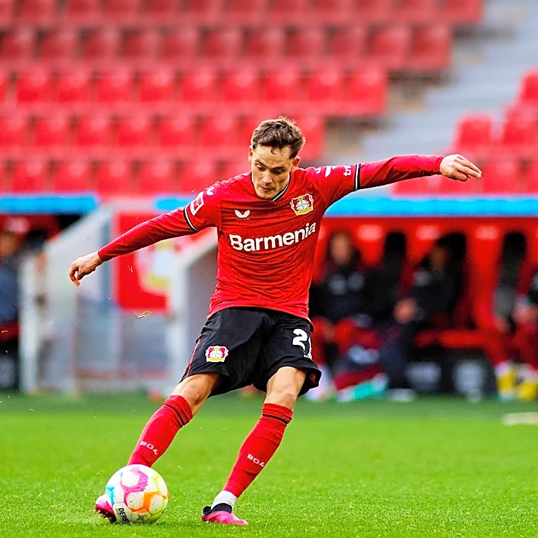 Bayer Leverkusen Begins Pre-Season Training Under New Coach Carles Martínez