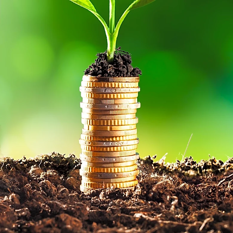 Social Security's 2027 Raise Projected at 3.8%, Income Investors Seek Higher Returns
