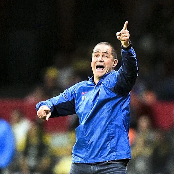 Rafael Dudamel Defends Defensive Strategy Amid Criticism from Fans and Media