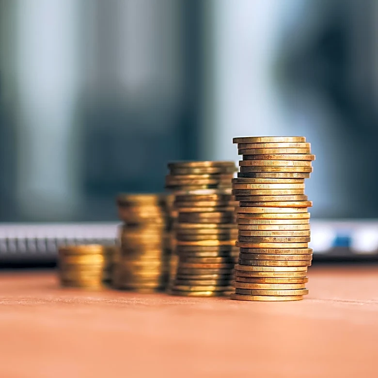 California Water Service Group's Stock Valuation Raises Concerns Amid Dividend Growth