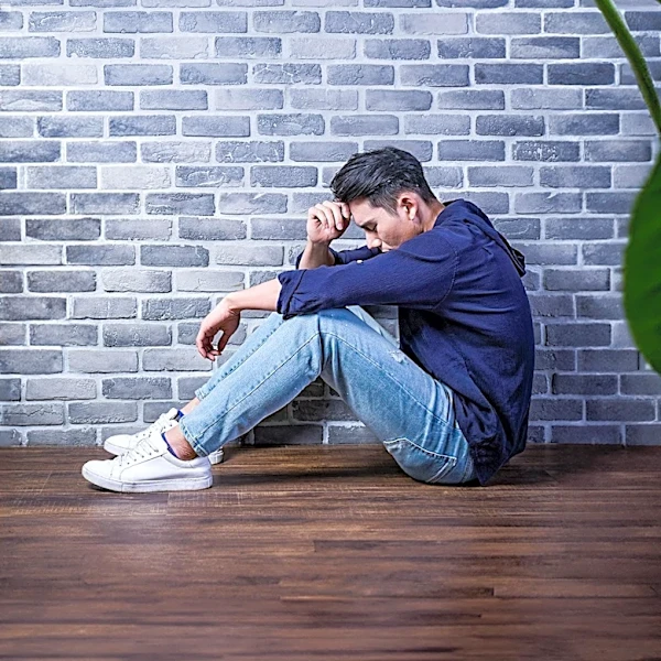 Therapist Highlights Overlooked Signs of Depression in Men and Cultural Barriers to Seeking Help