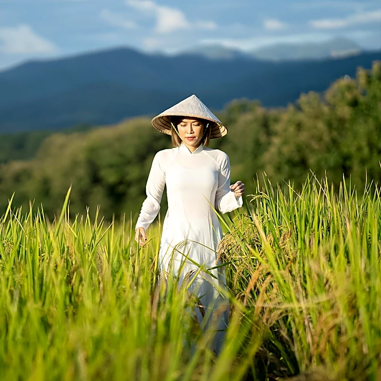 Vietnamese Film 'Hearing' Explores Sensory Experience and Emotional Depth
