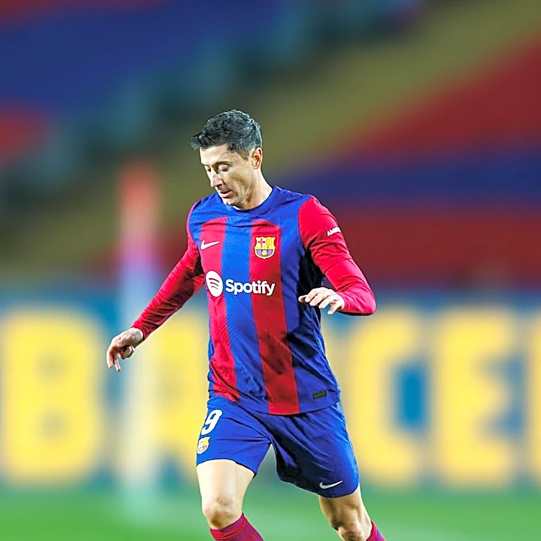 Barcelona Considers New Centre-Back Signing Amid Transfer Window Developments
