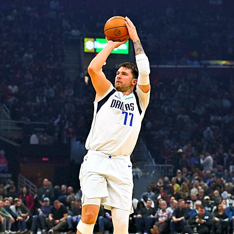 Dallas Mavericks Governor Patrick Dumont Honors Late Coach Don Nelson's Impact on NBA