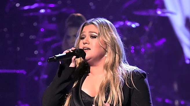 Kelly Clarkson Reflects on Breaking Up with the Same Person Twice During Las Vegas Show