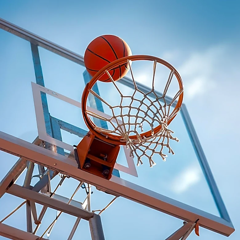 Golden State Valkyries Secure Victory Over Los Angeles Sparks Amid Late Rally