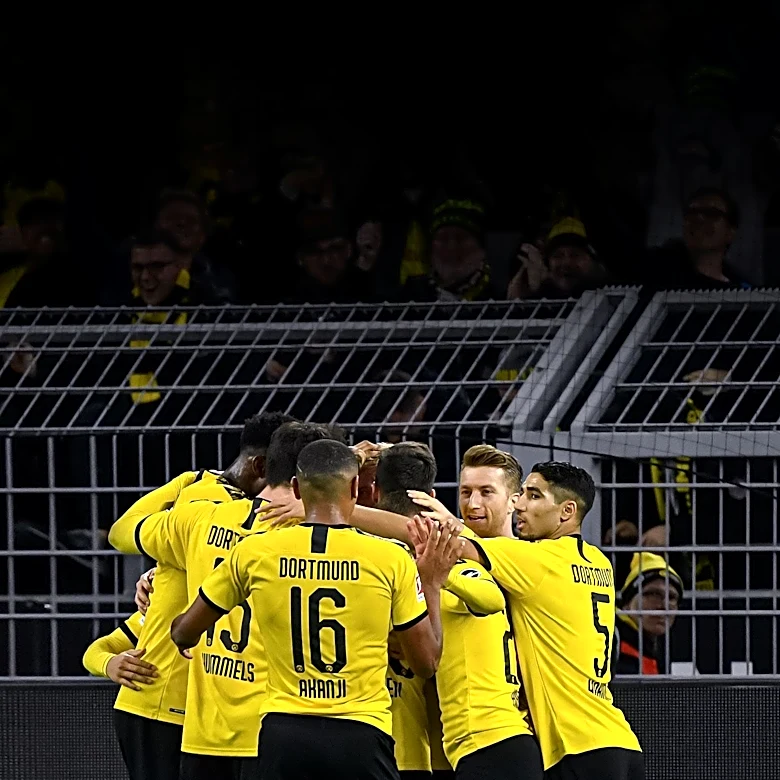 Borussia Dortmund's Young Players Shine in Victory Over Arsenal