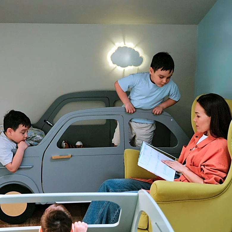 Experts Advise Parents on Adjusting Children's Sleep Schedules for School