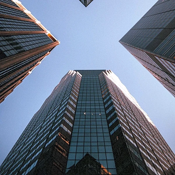 QXO, Inc. Shares Drop 23% in July Following TopBuild Acquisition