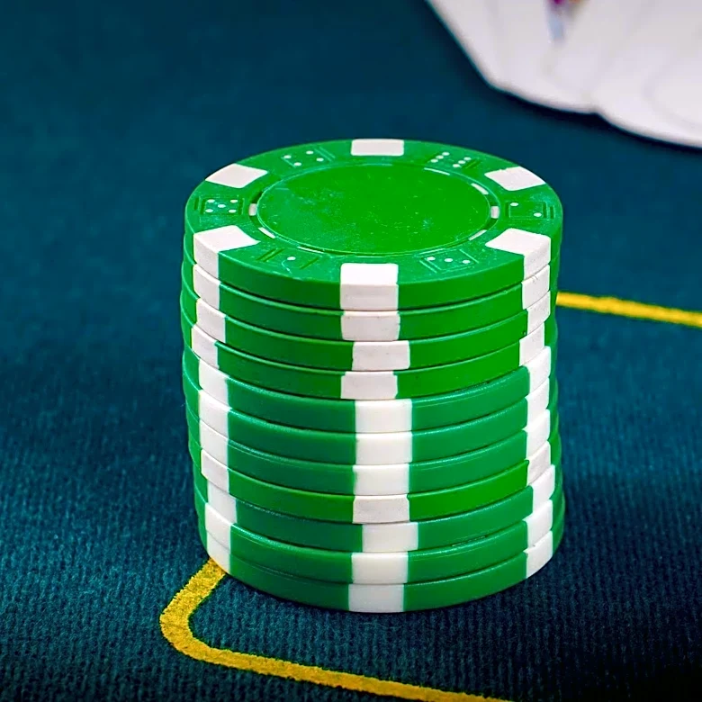 Robbie Bull Wins PartyPoker Tour Glasgow Main Event, Secures First Scottish Trophy