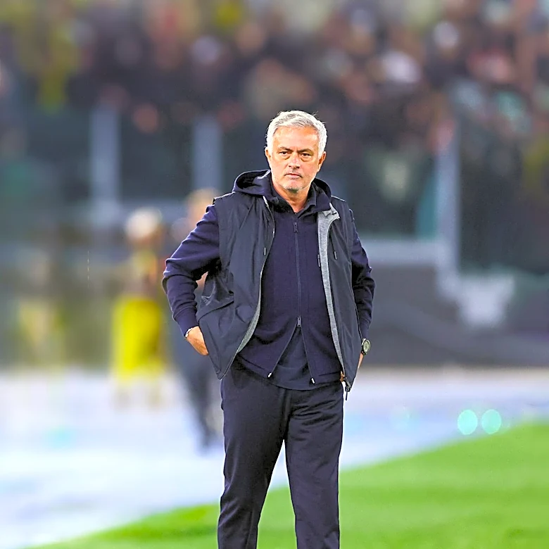 Jose Mourinho Criticizes Pep Guardiola's Sabbatical as 'Sign of Weakness'