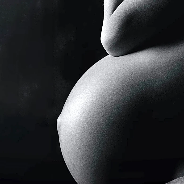 The Evolution of Pregnancy Representation on Social Media