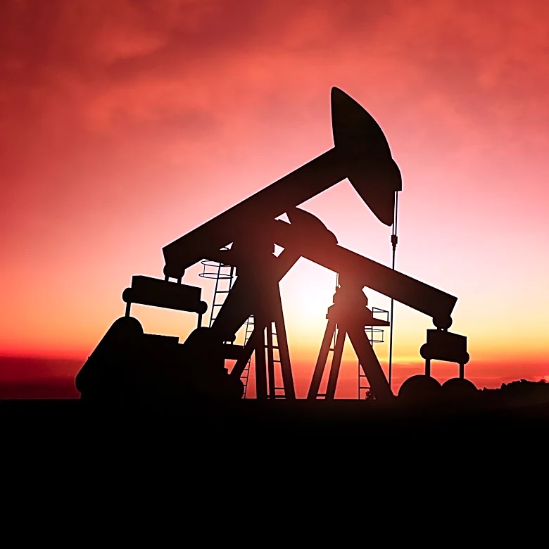 U.S. Economy Shows Resilience to Oil Price Shocks Amid Global Disruptions