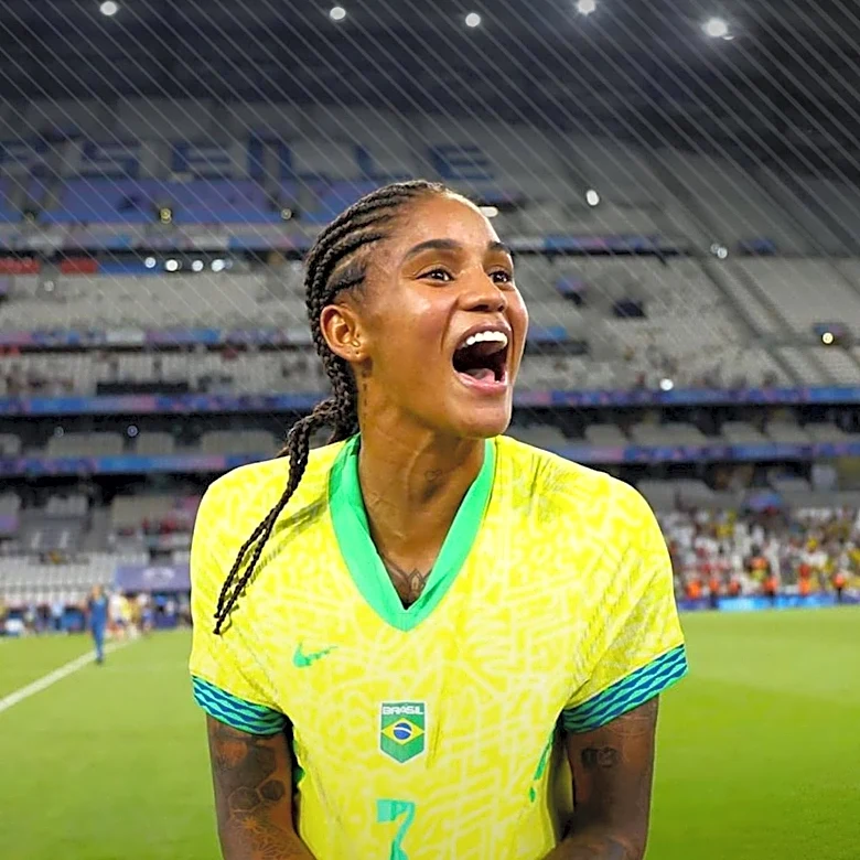 Debinha Breaks NWSL Scoring Record in Kansas City Current's Draw with Houston Dash