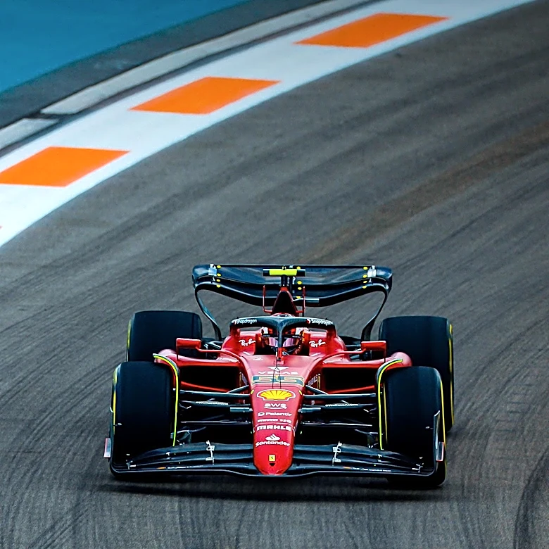 Toto Wolff Criticizes Ferrari Amid F1 2026 Power Unit Debate