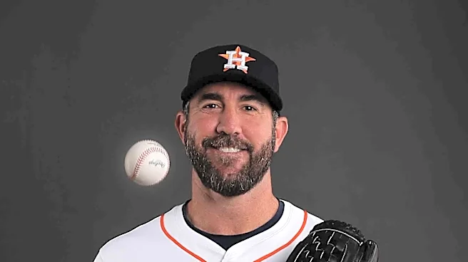 Houston Astros Acquire Nelson Velázquez to Strengthen Outfield Against Left-Handed Pitching