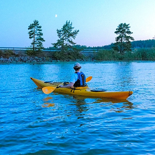 New Jersey's Off-The-Grid Towns Offer Unique Kayaking Experiences