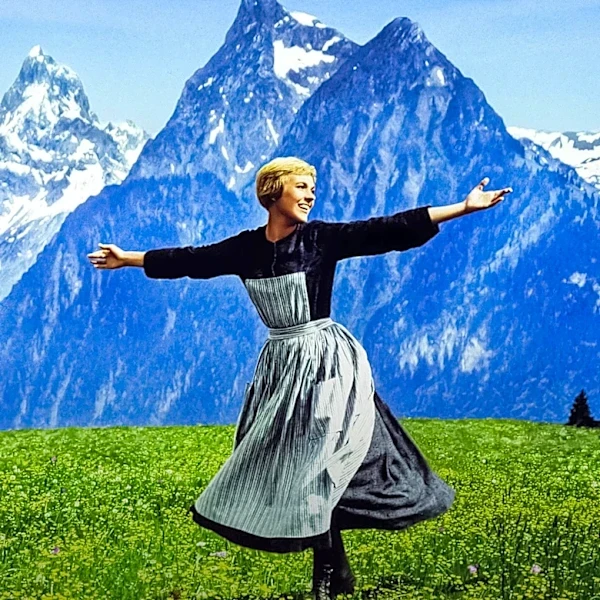 Julie Andrews Highlights Book Recommendations in 2026, Emphasizing Personal Impact