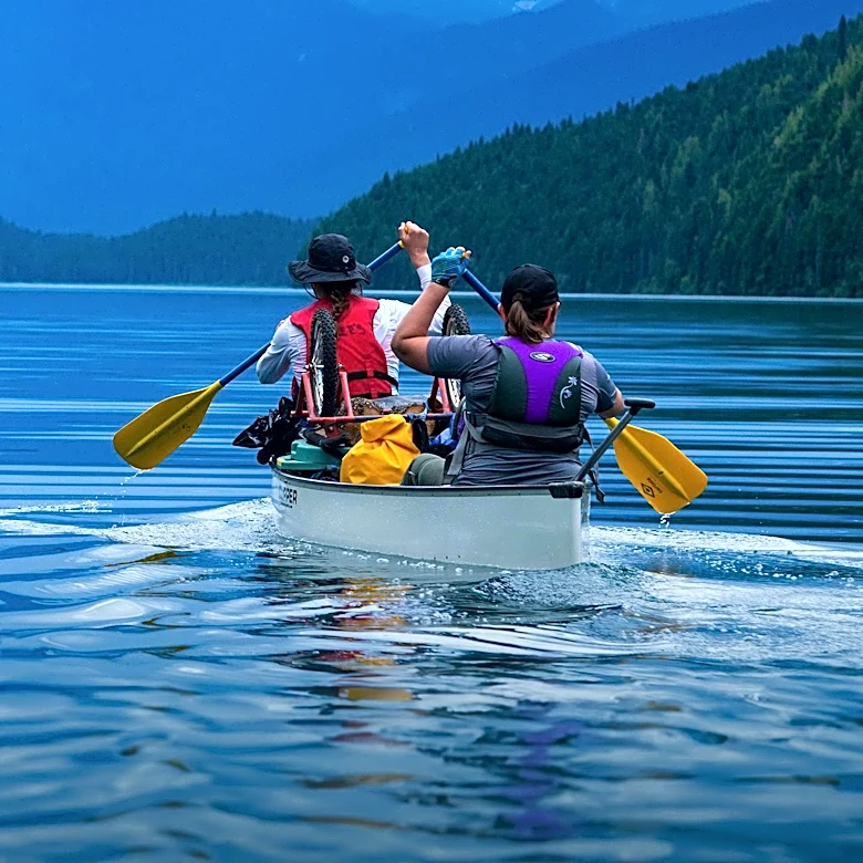 Montana Lakes Offer Unique Paddling Experiences for Outdoor Enthusiasts