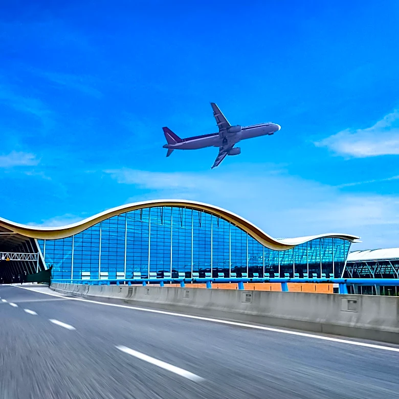Heathrow Airport Advocates Expansion Amid Decline in Passenger Numbers