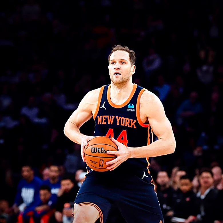 Knicks to Host Spurs in NBA Finals Rematch on Christmas Day
