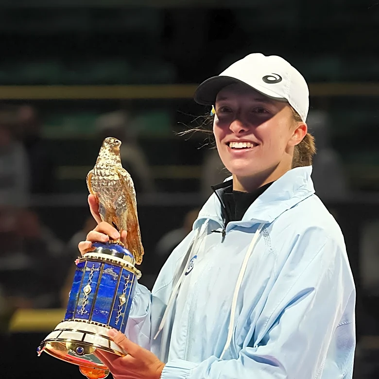 Iga Swiatek's Strategic Shift Leads to Semifinal Success in Toronto