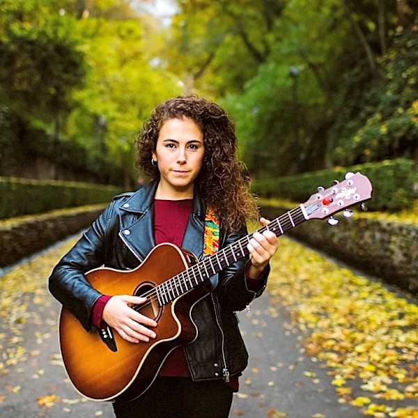 Emily Remler's Legacy: A Jazz Guitarist's Tragic End and Musical Impact