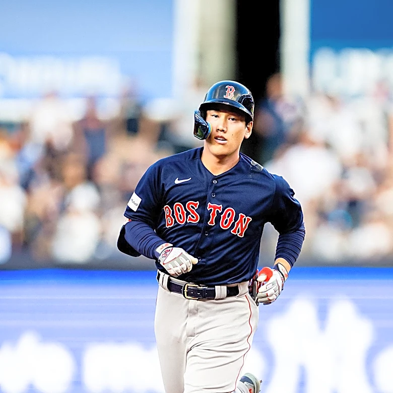 Red Sox Score Bizarre Run Against Blue Jays Due to Miscommunication