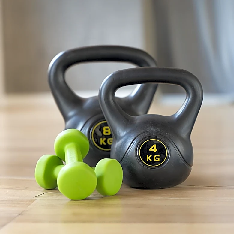 Kettlebells and Common Household Items: Understanding the Weight of 10 Pounds
