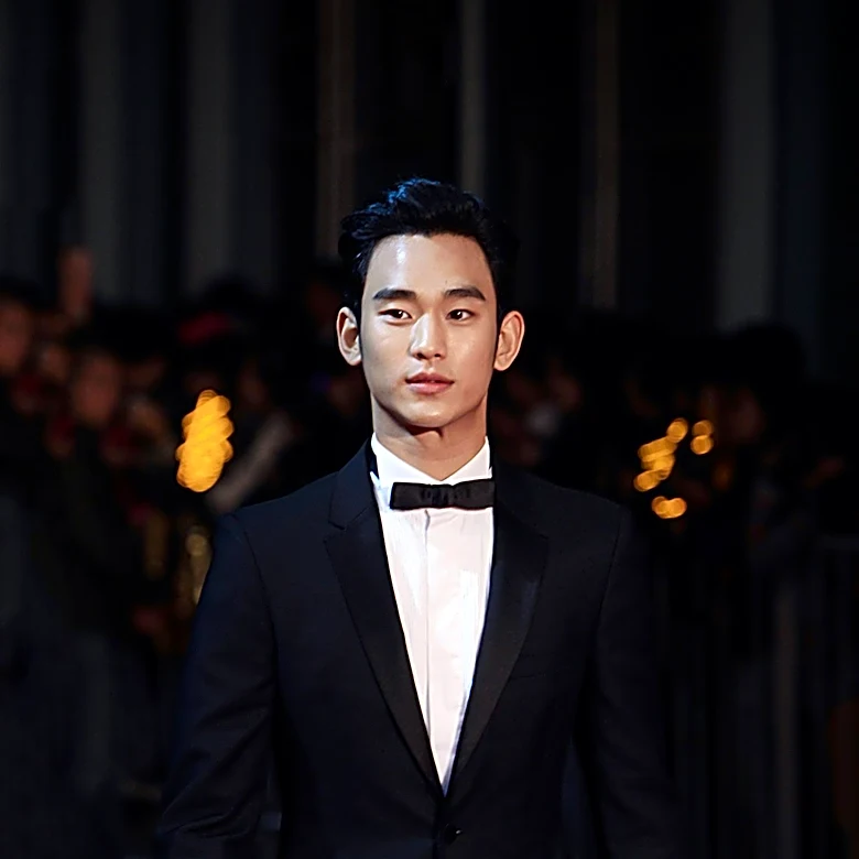 Kim Soo Hyun Tops List of Richest South Korean Actors in 2026