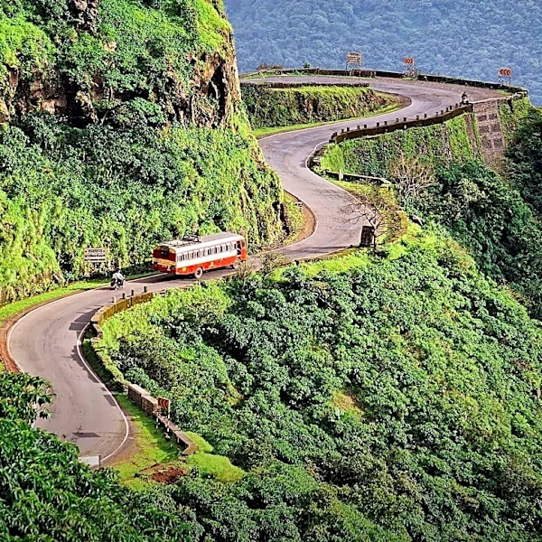 Airbnb Reports Surge in Monsoon Micro-Cations Among Indian Travelers