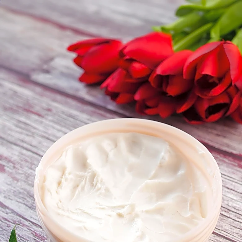 Bloomeffects Utilizes Upcycled Dutch Tulips for Innovative Skincare Products